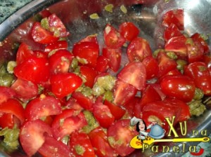 tilápia com alcaparras e tomate